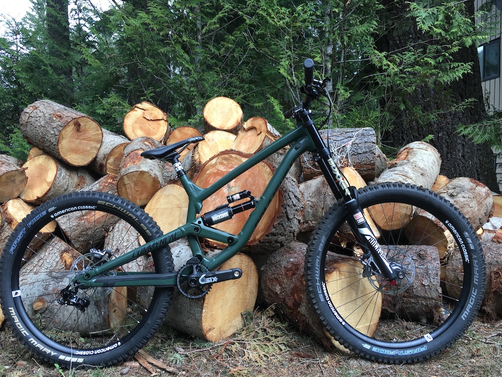 2017 Brand new Commencal Furious