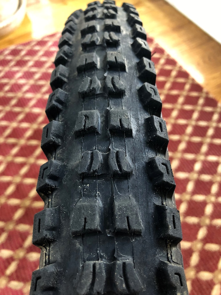 specialized tires 26