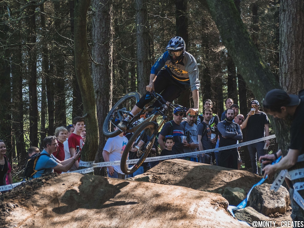 Race run pics from the 2018 Steel City DH at Grenoside woods