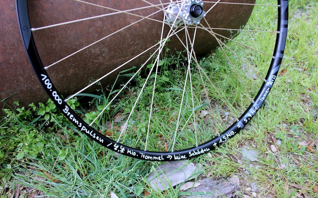 Newmen Components First Look – String spokes!