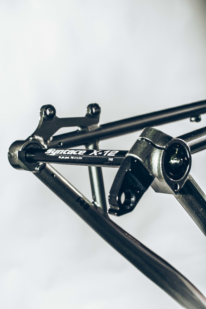 Solaris MAX 2018. Longshot geometry, Reynolds 853, extra bottle bosses and that classic Cotic feel. For the local loop or a life-changing adventure.