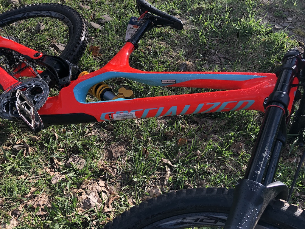 2018 Specialized Demo 8 - 1 Large