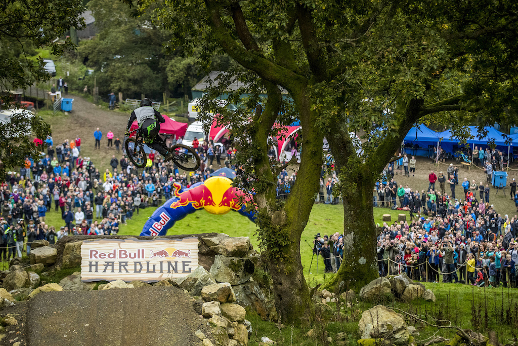 Craig Evans performs at Red Bull Hardline in Wales, UK on September 24, 2017 // Sven Martin/Red Bull Content Pool // AP-1TB35ZAX92111 // Usage for editorial use only // Please go to www.redbullcontentpool.com for further information. //