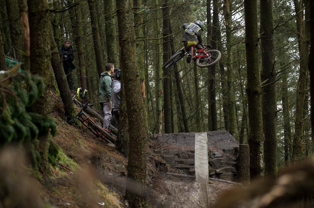 The take off for this jump is about 15cm wide, that doesn't prevent shapes being pulled.

Photo by Ben Winder