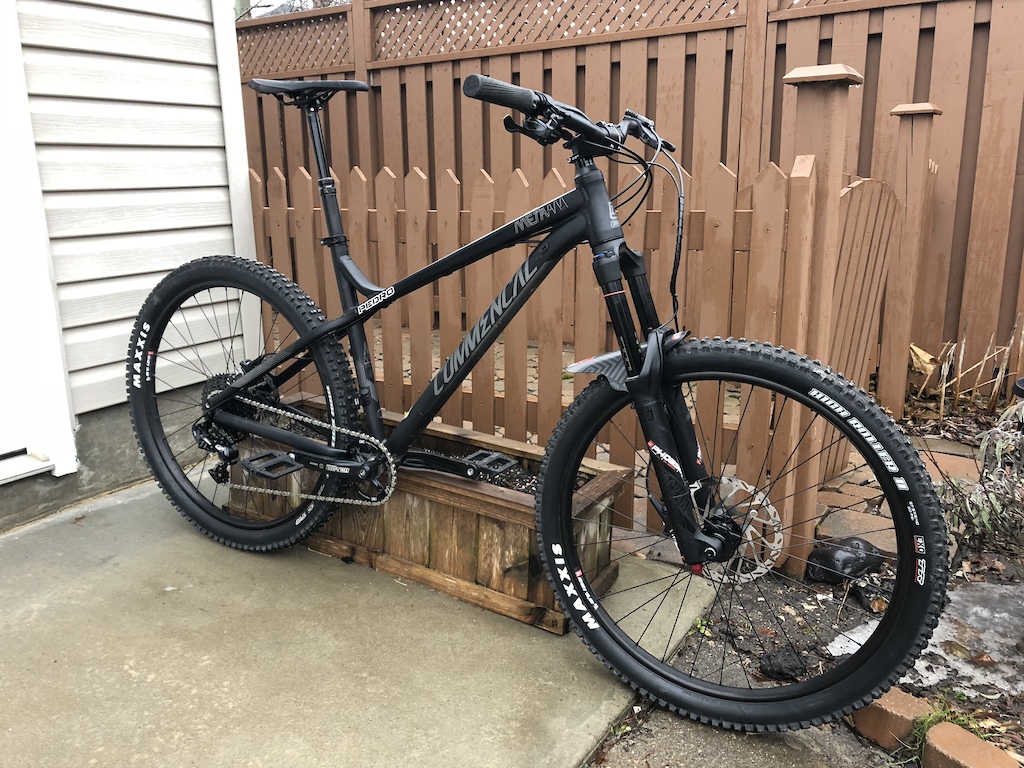 2017 Commencal Meta HT AM Essential with upgrades