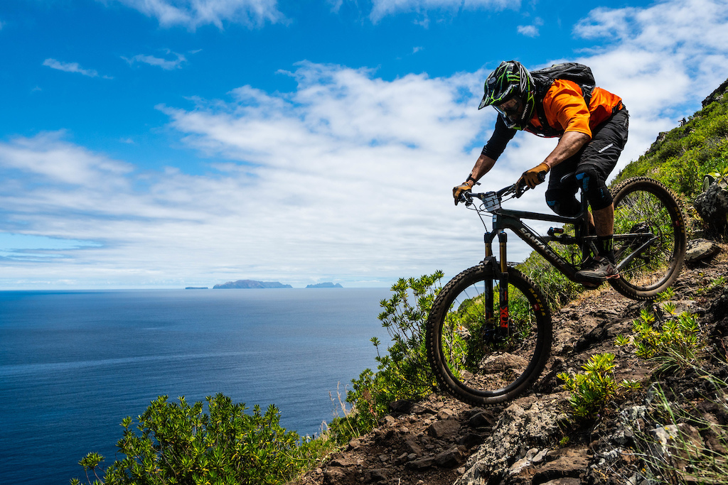 Images from day one of the 2018 Trans Madeira.

Images by Simon Neiborak