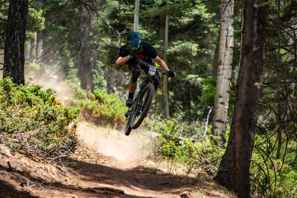 Travis Gard races stage four in the U18 Men's division in Round 2 of the 2018 SCOTT Enduro
Cup presented by Vittoria in Angel Fire, NM on June 9, 2018. Photographer: Jay Dash, courtesy
of Enduro Cup
