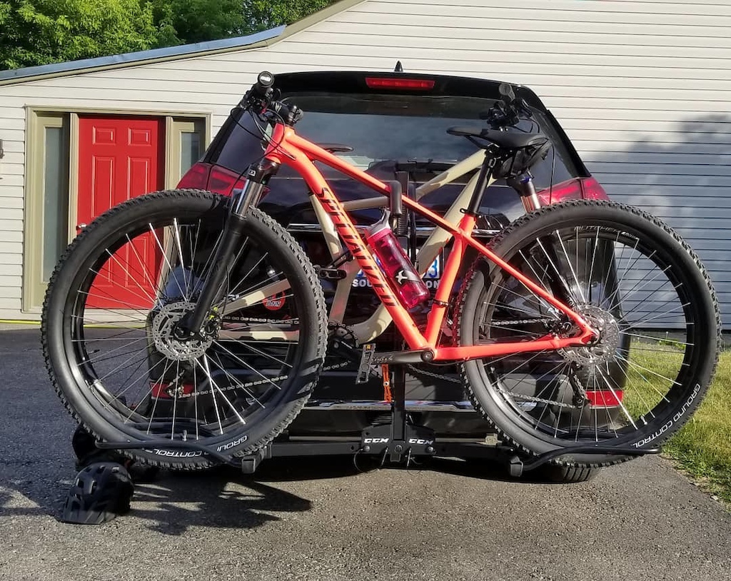 Got the hitch installed and the new bike rack all setup, shuttle rig status achieved.