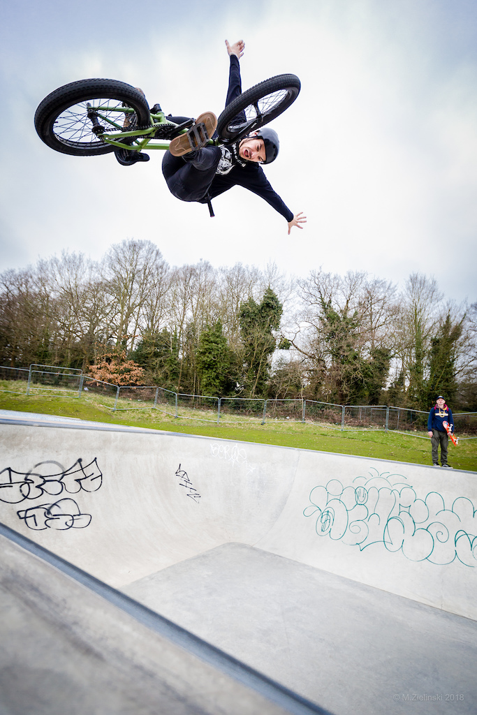 Mr @kinkibmx sending it at Crystal Palace.
Some of the best tucks I've ever seen.