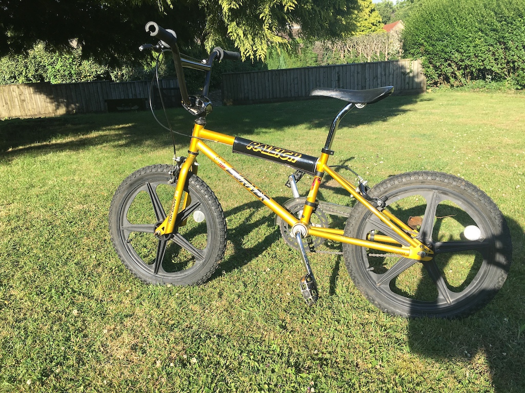 2008 RALEIGH BURNER 25th ANNIVERSARY RE-ISSUE GOLD MODEL