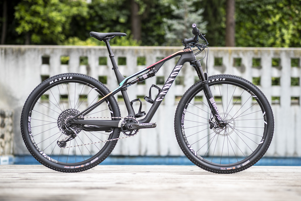 First Ride 2019 Canyon Lux Pinkbike First Ride 2019 Canyon Lux Pinkbike