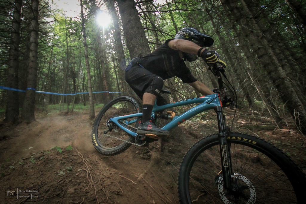 Carson Eiswald pinning the lower section of Spooky Woods on Stage 6