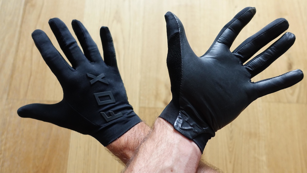 thumbnail image 2 of 5 Best Racing Motorcycle Gloves For Speed Demons - Top Picks And 2 of 13