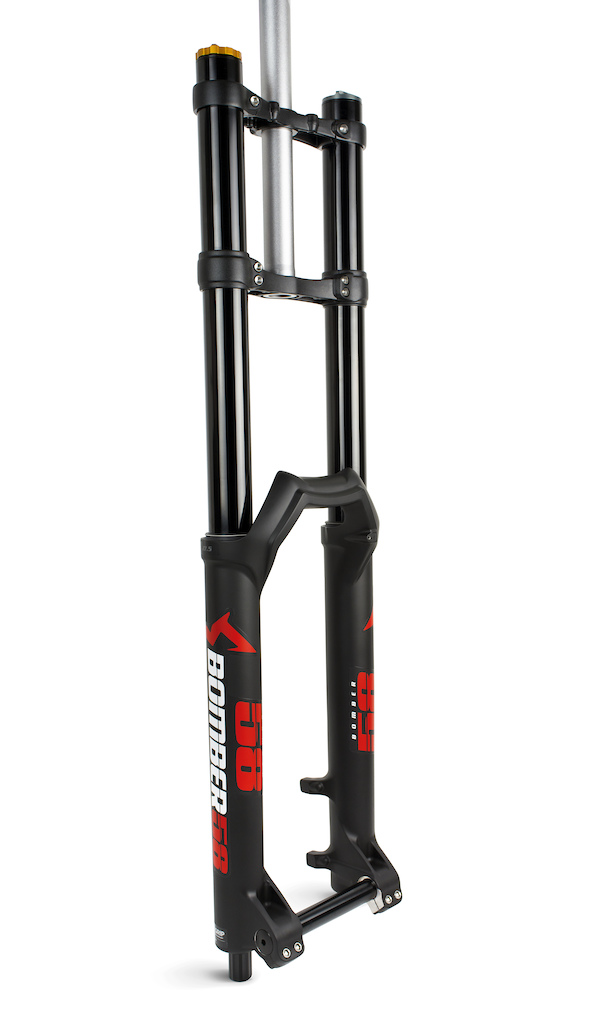 The chassis features 40 mm upper tubes and a lower casting for 27.5 wheels with a 20x110 DH (non-Boost) axle. The updated FIT GRIP damper sports compression and rebound adjustments refined for better sensitivity, traction and mid-stroke control. The EVOL air spring offers a plush beginning stroke and easy tuning of air pressure and spring volumes to fit any rider weight or riding style.