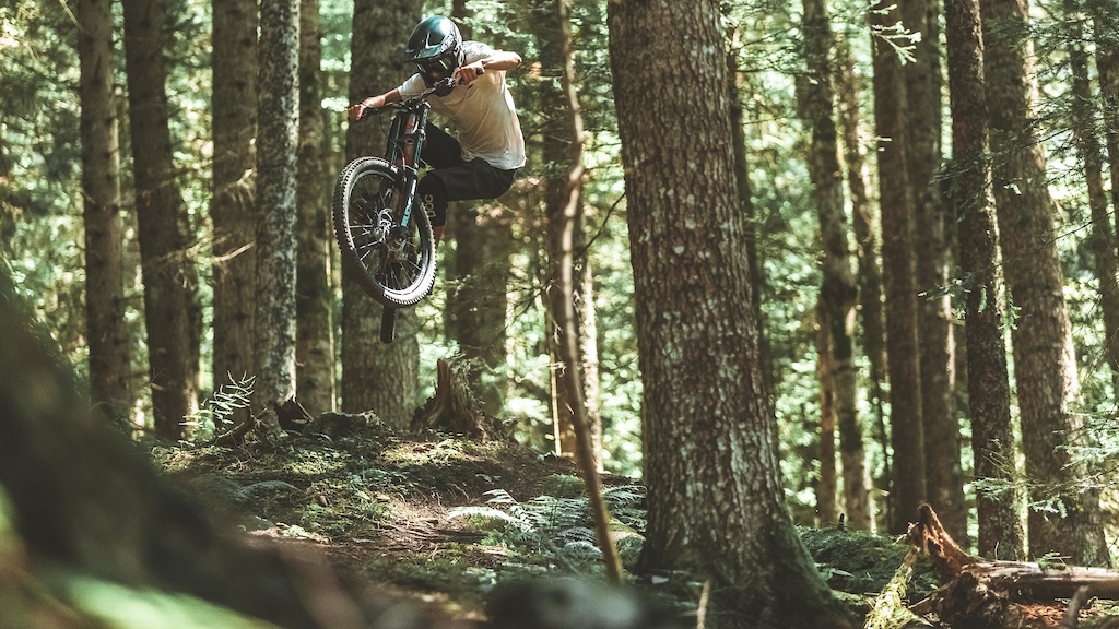 Olivier Cuvet with steez in the french Alps @Bernexbikepark