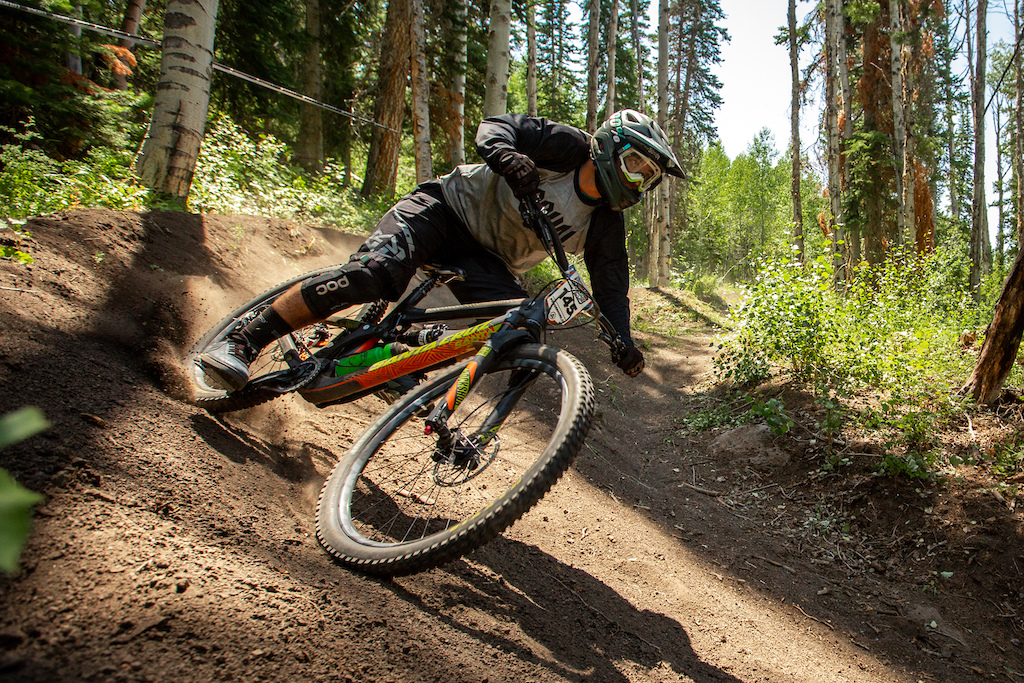 Dylan Alagna races stage 3 in the U18 division at Round 3 of the 2018 SCOTT Enduro Cup presented by Vittoria at Powderhorn, CO on July 28, 2018. Photographer: Sean Ryan, courtesy EnduroCupMTB