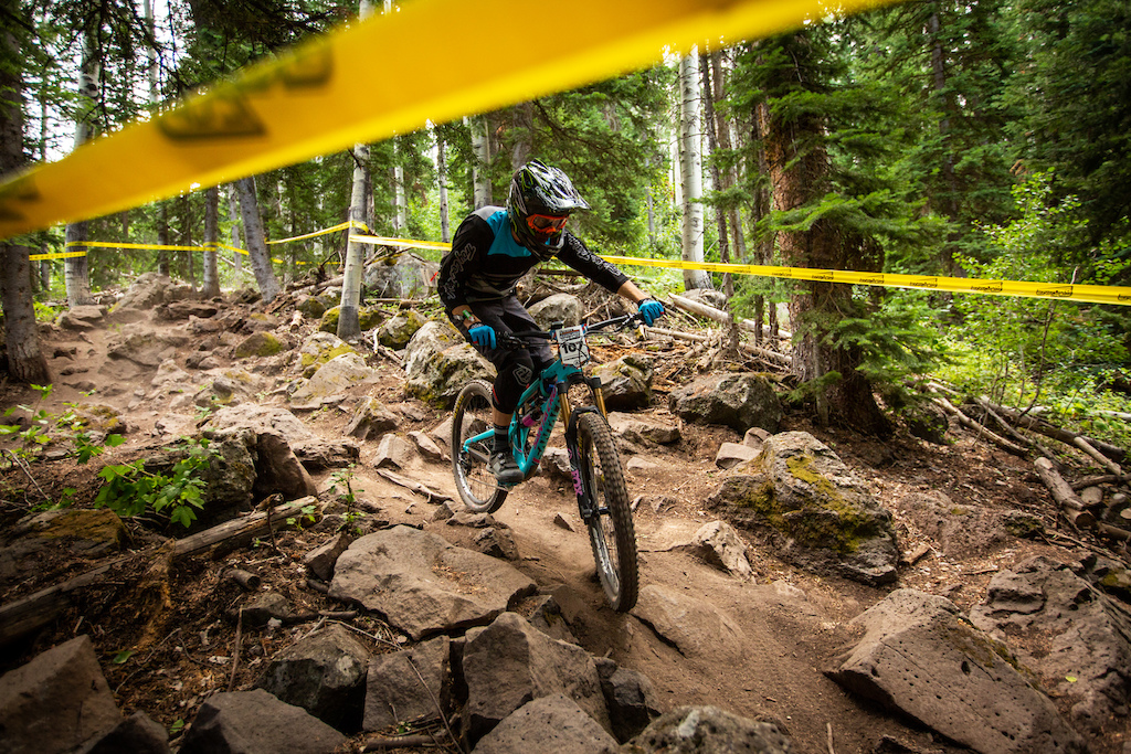 Chris Steinhoff races stage 3 in the Amateur division at Round 3 of the 2018 SCOTT Enduro Cup presented by Vittoria at Powderhorn, CO on July 28, 2018. Photographer: Sean Ryan, courtesy EnduroCupMTB