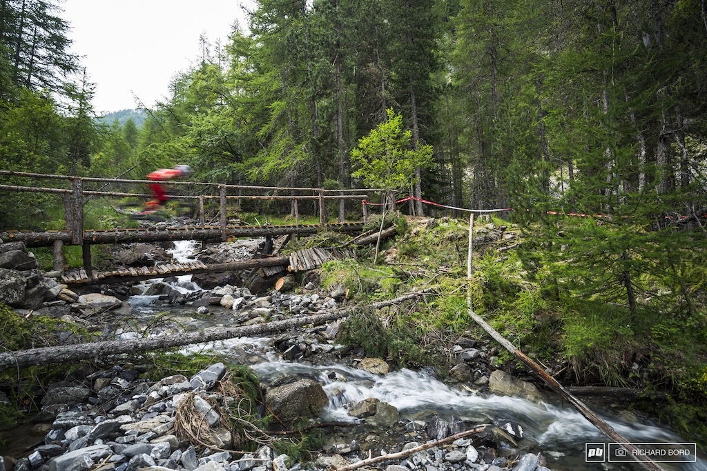Les Orres delivers the goods. Here is a small part of the bottom part of Stage 2 along a beautiful river.