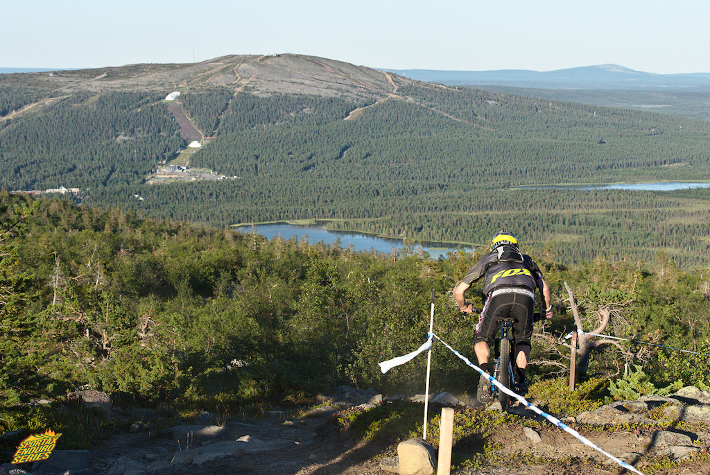 One of the first riders starting his journey on the first stage, Rykimäpolku, towards the Levi fell.