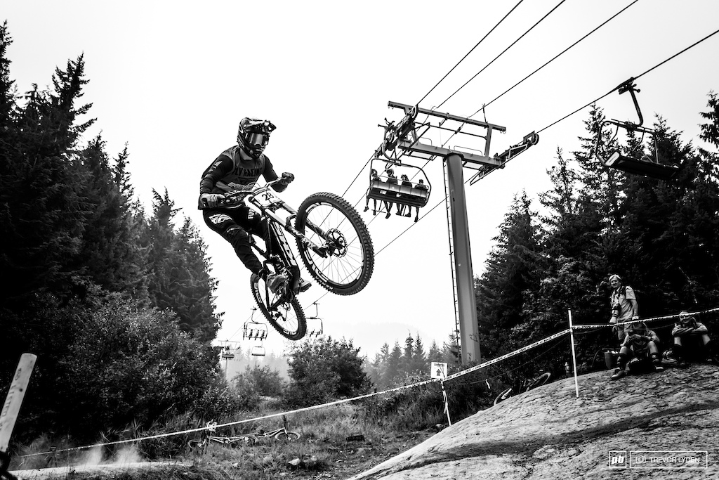 Nikolas taking the fast line for the fans before entering the steep section after Heckler's Rock