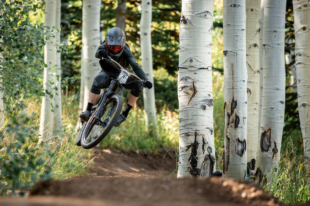 Chris Boice races stage 2 in the Pro/Open division at Round 5 of the 2018 SCOTT Enduro Cup presented by Vittoria at Deer Valley Resort in Park City, UT on Aug. 25, 2018. Photographer: Sean Ryan, courtesy EnduroCupMTB