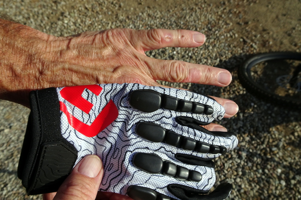 G-Form Sorata Trail Gloves - Luvas Proteções