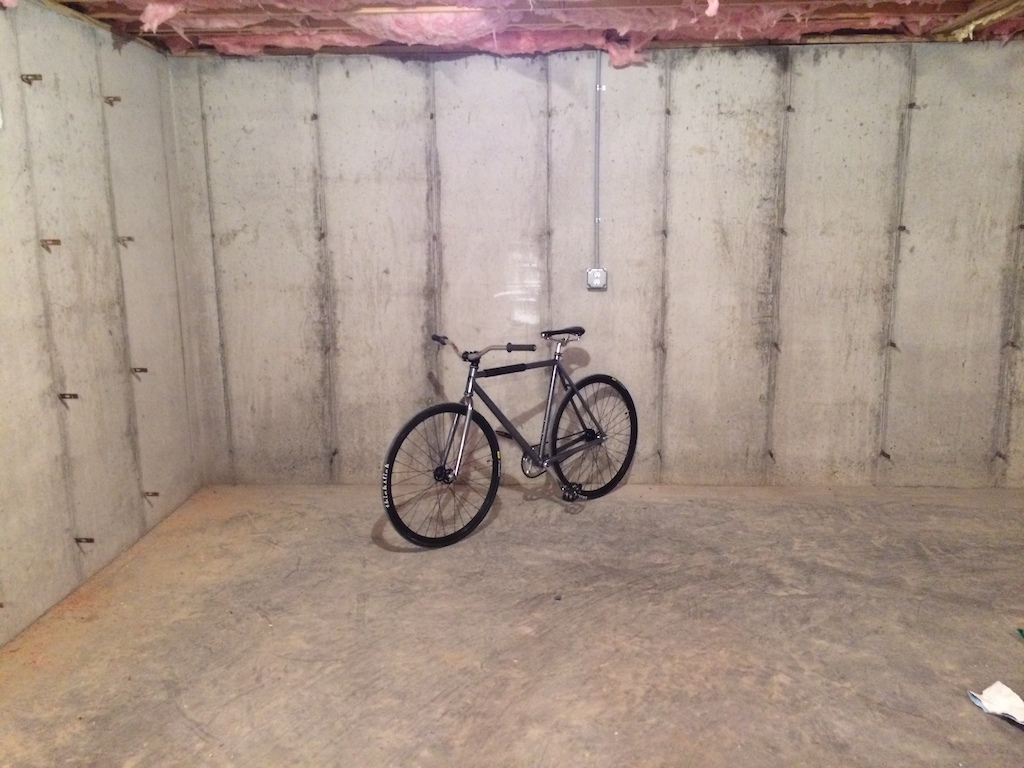 Using my basement as a mini indoor track for the fixed bike... fun in the sun, or rain, or snow, haha