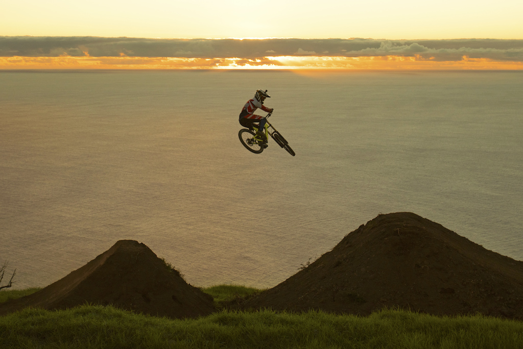 Last light on the far west side of Madeira Island. Local boy, Emanuel Pombo, loving #DEATHGRIP jumps powered by Freeride Madeira.