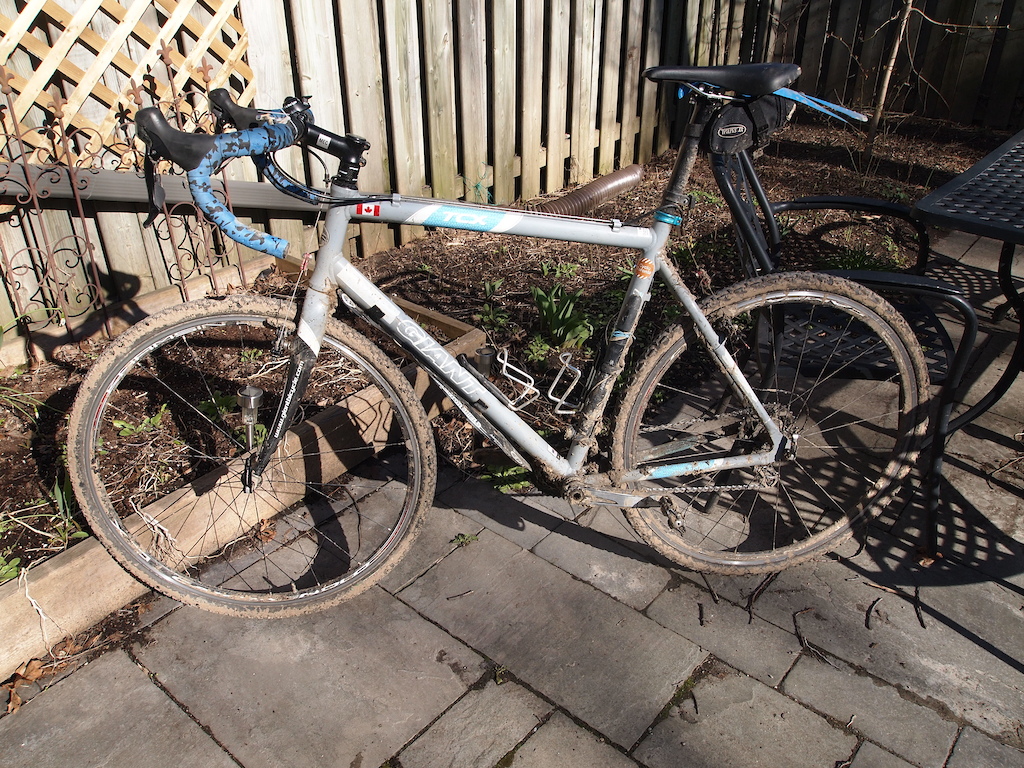 My monstercross rig: a 2004 Giant TCX. Campy Khamsin CX wheels. Shimano 40/28 crankset. Ultegra rear der.  Fun on single track and all sorts of rough stuff, good for gravel too.  Pic was taken after 2018 Paris-Ancaster race.