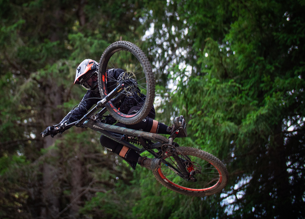 Video: Relive the European Summer in Chatel with Vinny T, Nico Vink ...
