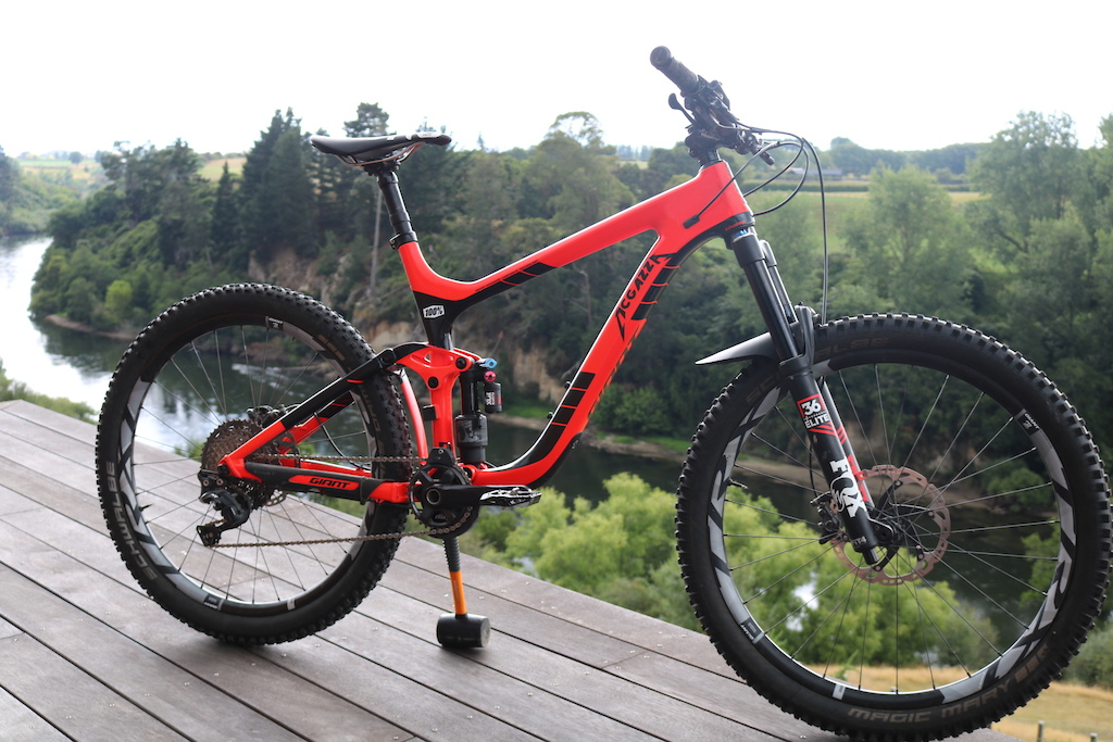 2017 Giant Reign Advanced 1