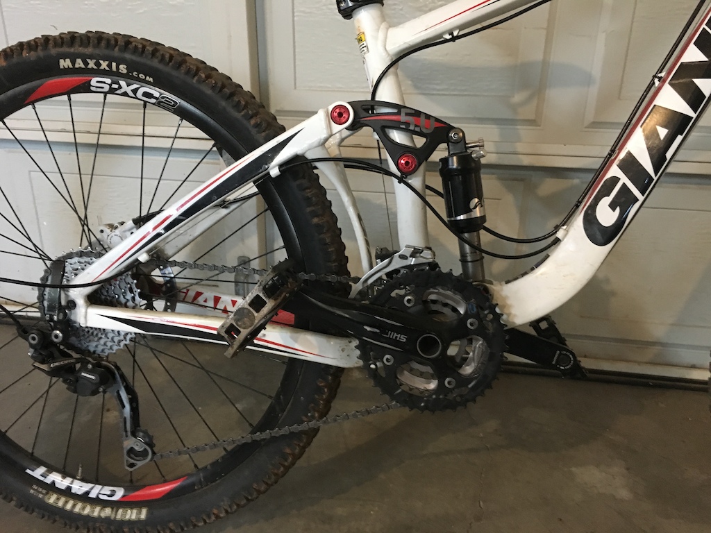 in Groveland, California, United States photo by su11y Pinkbike