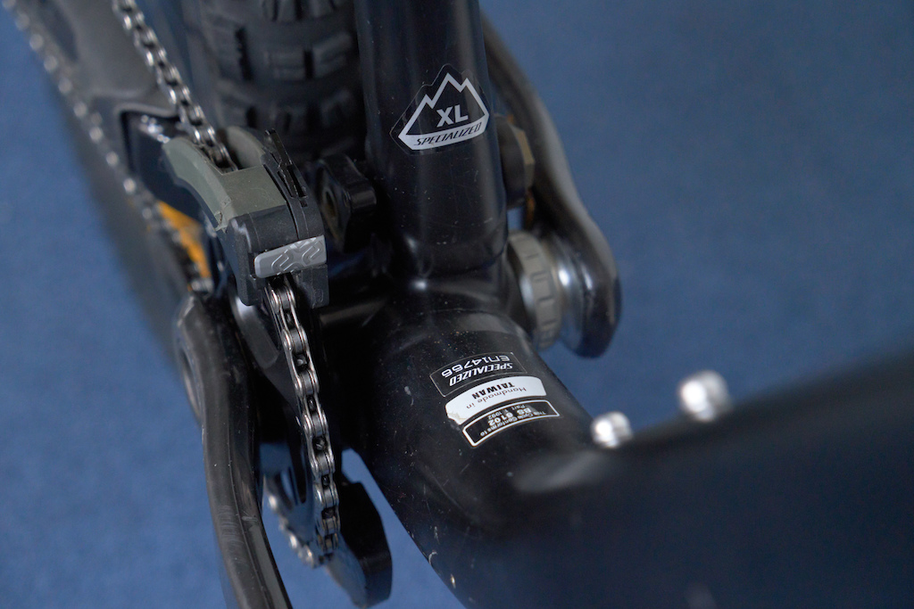 Specialized Enduro Expert EVO
Bottom bracket