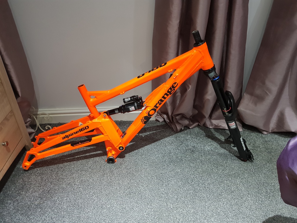 After a long time away from bikes restoring my car, I've finally relapsed back into the addiction!