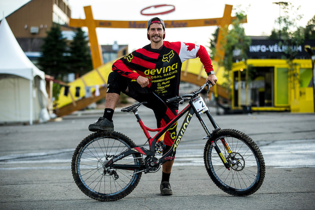 2013 Overall UCI Downhill World Cup winner. 
Steve "Chainsaw Massacre" Smith aka "Chainsaw".
You were taken way too soon, way too young. Ride in Paradise brother \m/

Photo Cred: VitalMTB
