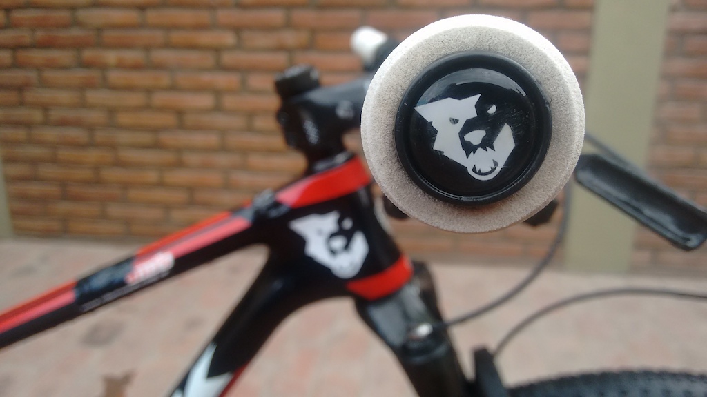 Superfly 9.8SL. Wolftooth Bar Plugs