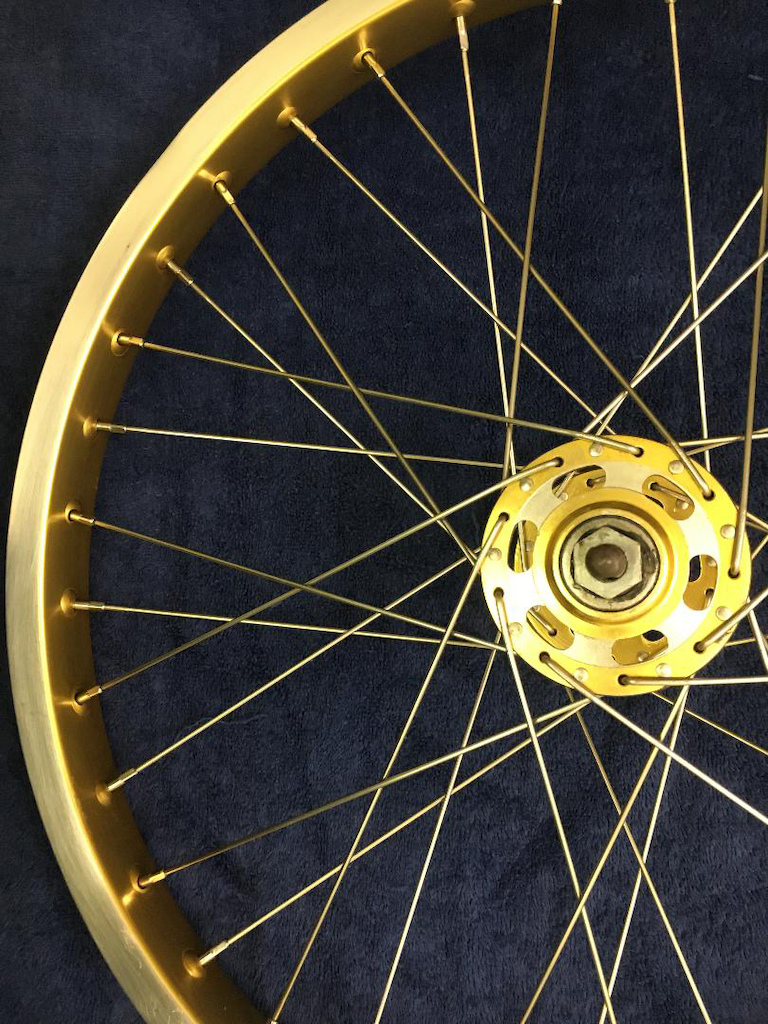 Close up of the final wheel build