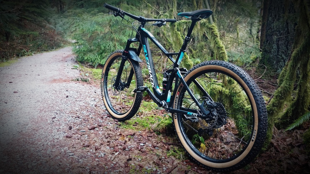 New truck and new bike! Giving the 27.5 plus a try with this short
 travel carbon super fun Silverback!