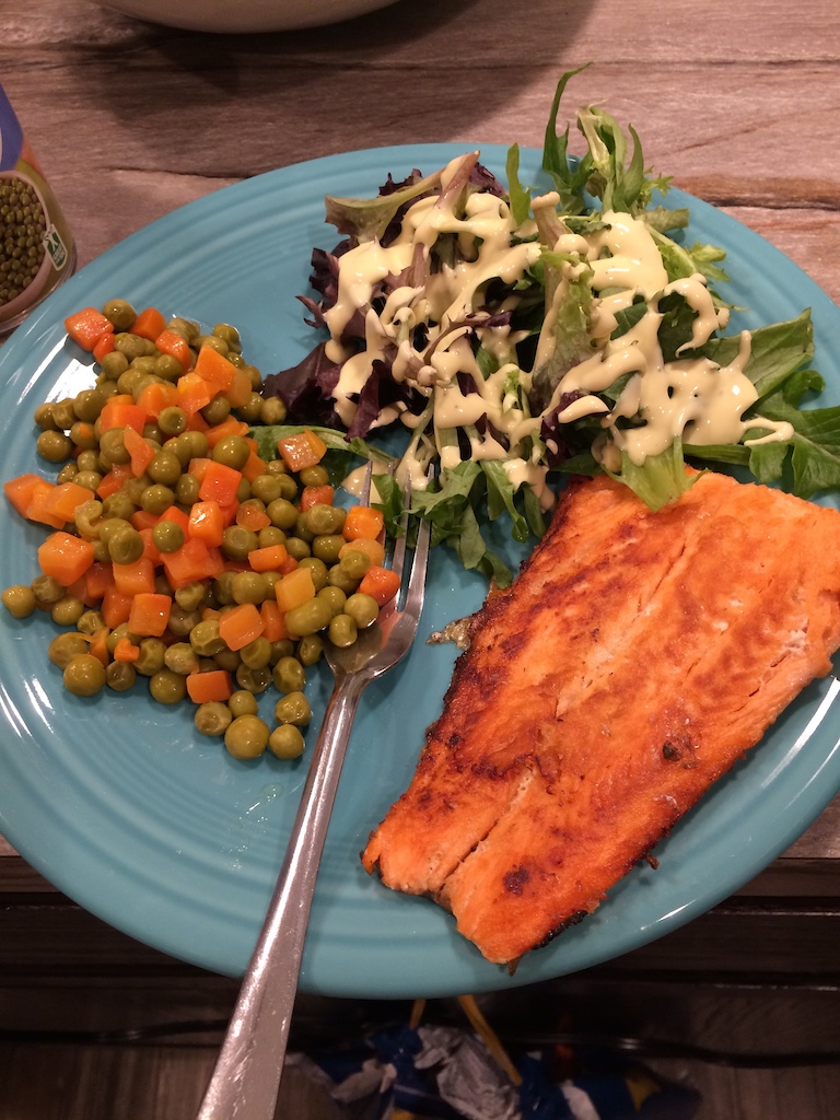 Yum; salmon, peas & carrots, and salad with avocado ranch