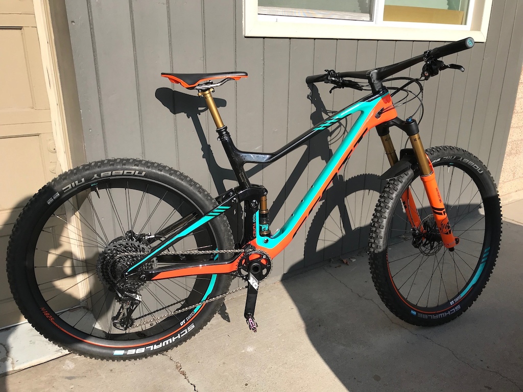 My new 2018 Scott Genius 900 Tuned! Excited to find each others limits.