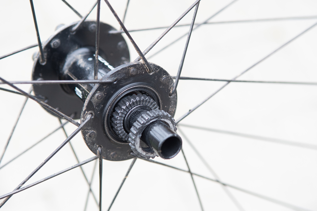 Review: Roval Traverse Carbon Wheels - Pinkbike