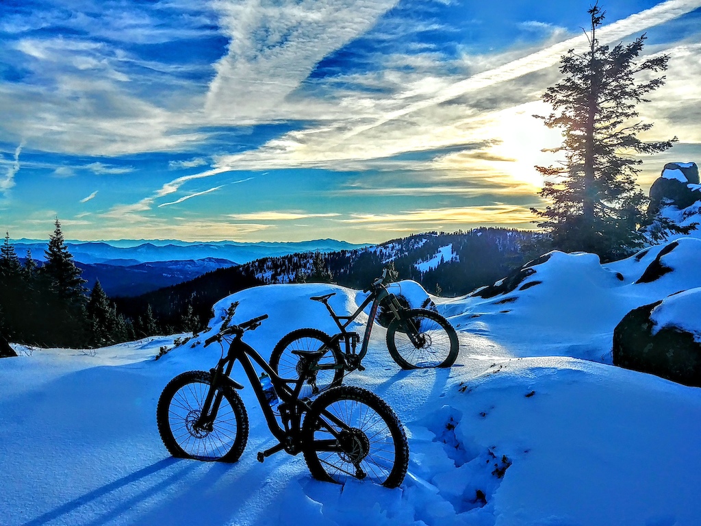 in Talent, Oregon, United States photo by Goretexgypsy Pinkbike