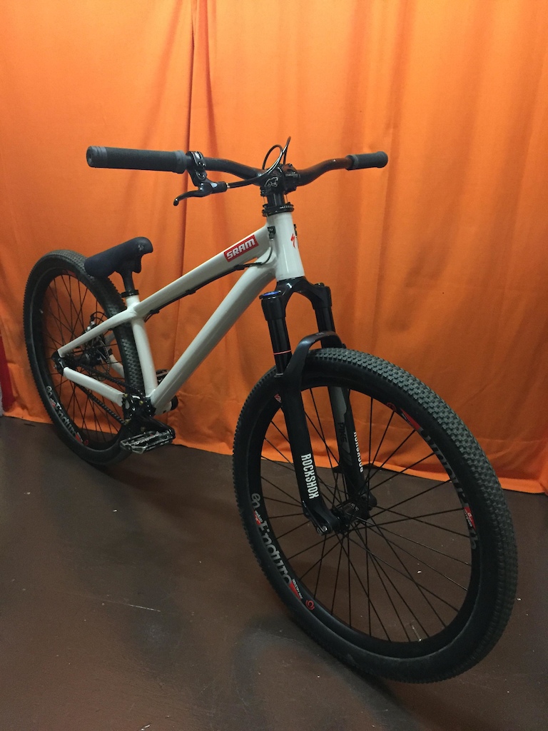 in Baie D'Urfe, Quebec, Canada photo by Yanni1999 Pinkbike