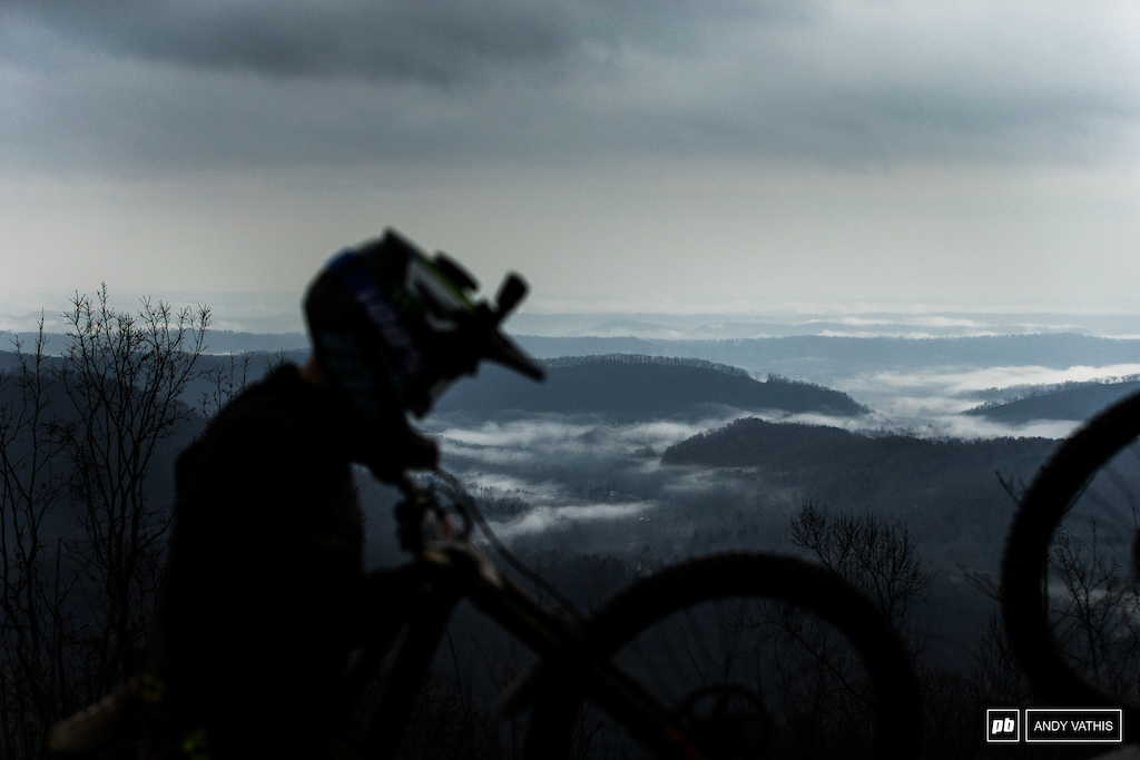 Fog filled the valleys this morning while riders made their way up to the plate. It had stopped drizzling but only for a moment.
