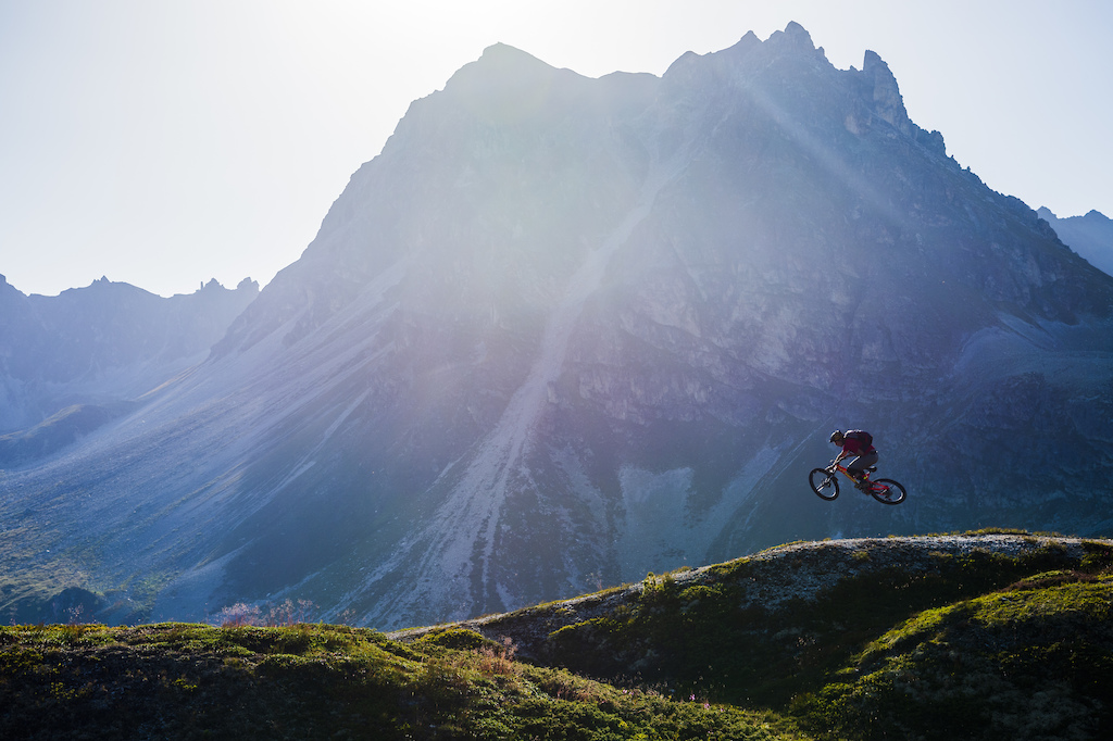 Stephen Matthews mountain biking in Val D Anniviers Switzerland. Photo Mattias Fredriksson.
