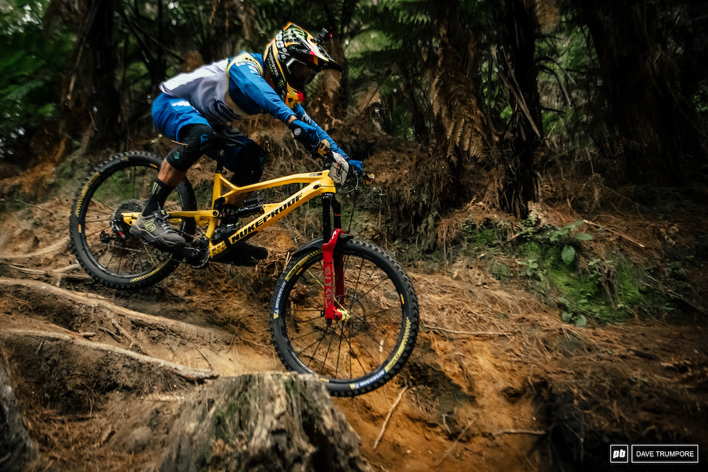 Pinkbike ews clearance