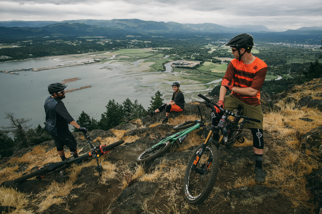 Dylan Forbes, Hailey Elise, Wade Simmons in Vancouver Island, British ...