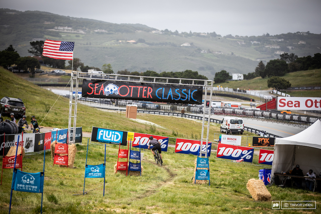 The final stage of the day took racers down the dual slalom track.