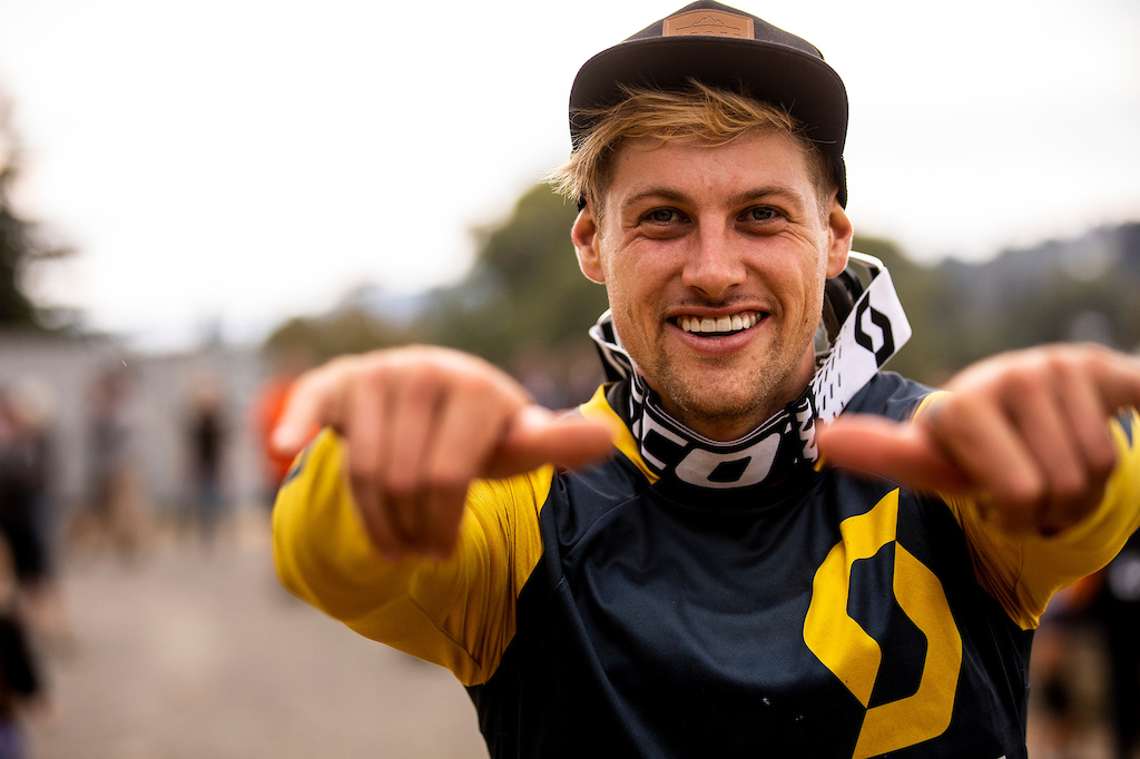 Video: Behind the Scenes at the Aussie Champs With Dean Lucas - Pinkbike