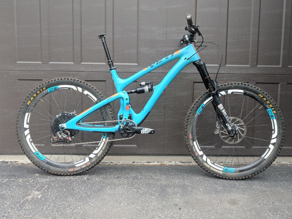 2018 Yeti SB6c Turq - Frame/Swingarm?switch infinity link are BRAND NEW. The upper link is a year old but if you replace the bearings you essentially have a brand new never ridden frame... Brand new Eagle GX cassette/Crank/BB... remainder of the drivetrain is XO1 and one year old... Guide RSC brakes two months old... ENVE m60 wheels are one year old and perfectly straight... Lyric 170mm and monarch plus one year old (also have a spare FOX rear shock that will be included)...Reverb one year old and in great shape, etc.... $4000 buyer pays shipping, USA only.